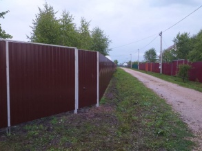 Забор из профнастила с воротами и калиткой 300 метров